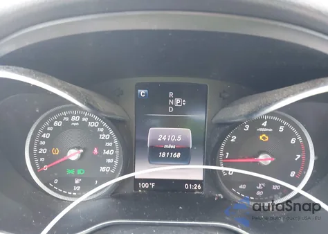 2015 Mercedes-Benz C 300 4Matic/Luxury 4Matic/Sport 4Matic z USA, uszkodzony, nr VIN 55SWF4KB3FU027619